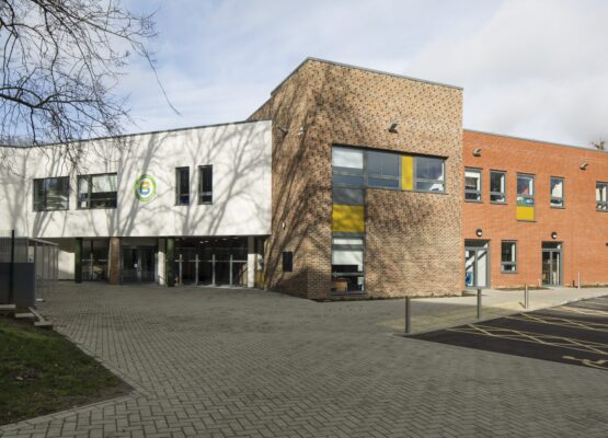 Brighton Bilingual Primary 01