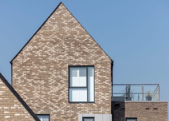 Macauley Place – closeup