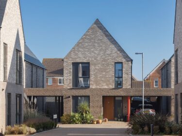 Macauley Place – end of road