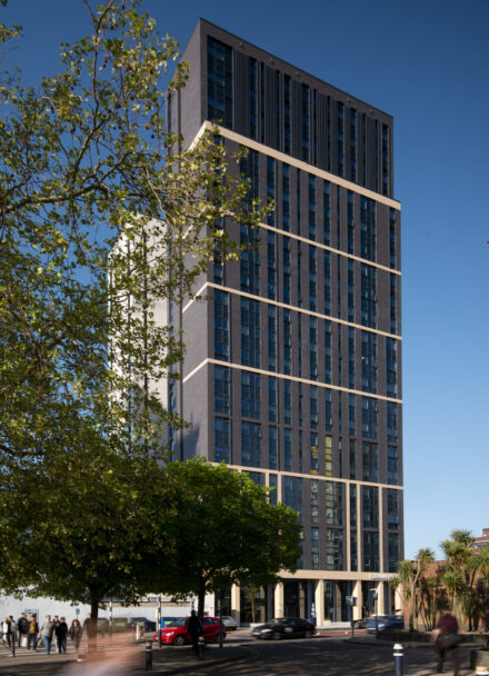PMO exterior B0145a