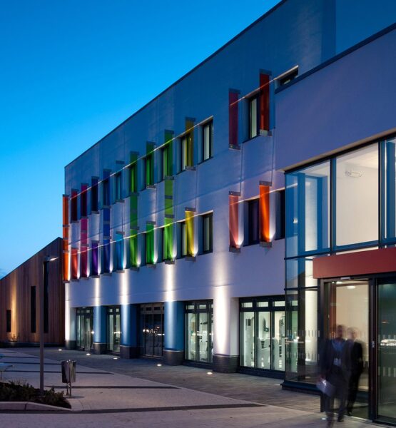 Broadwater Rd Campus – hero